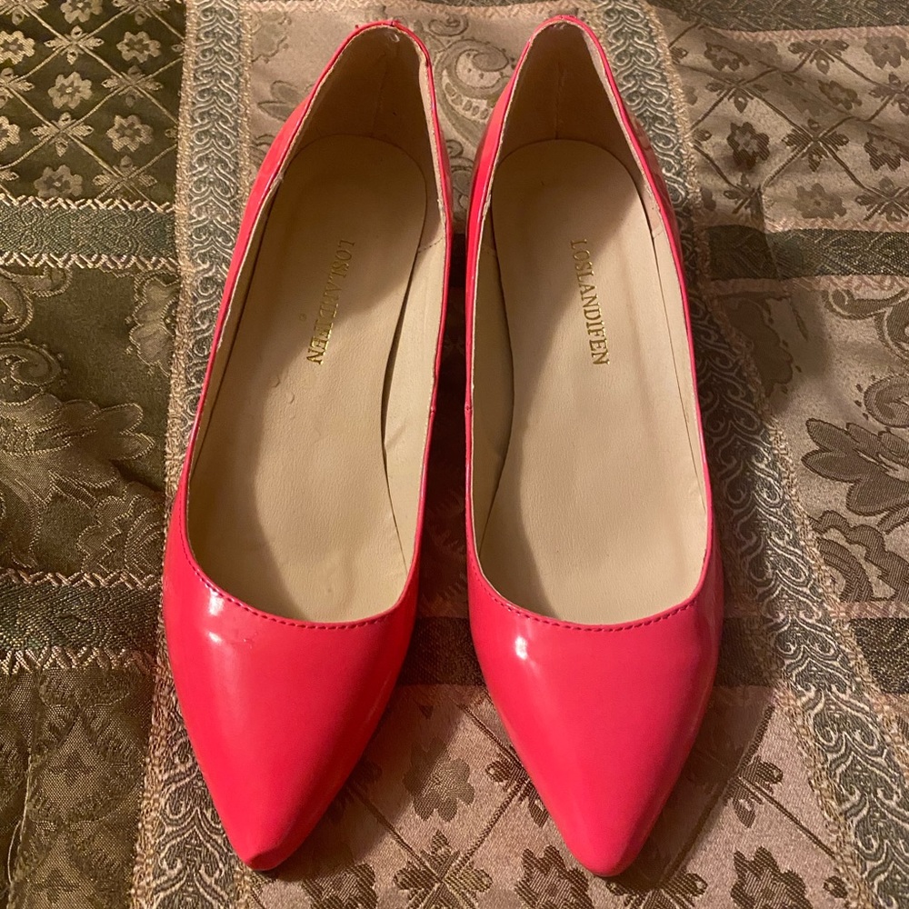 Loslandifen low heels